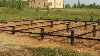 Установка и монтаж - винтовые сваи в Острогожске для свайного фундамента дома. Цена от 2077 руб - видео закручивание