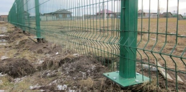 Купить сваи для ограждения от производителя в Острогожске от 1402 руб: низкая цена, быстрая установка